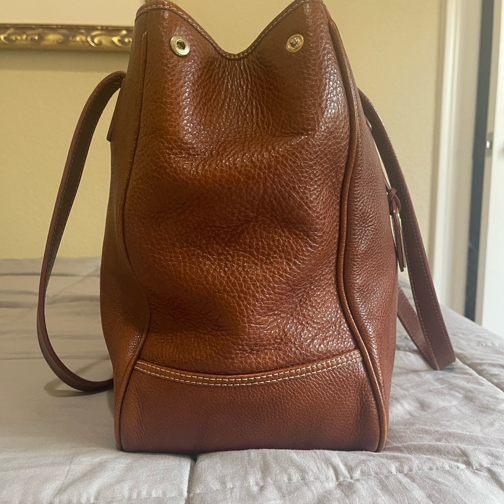 Dooney & Bourke Vintage Rich Brown Leather Tote - Picture 2 of 16